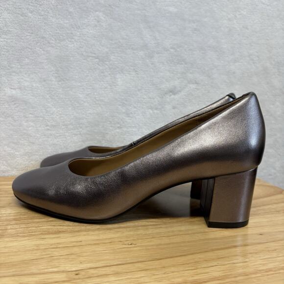 Aerosoles Betsy Mid Heel Pumps Metallic Gunmetal Silver Genuine Leather Size 9 - Picture 2 of 12